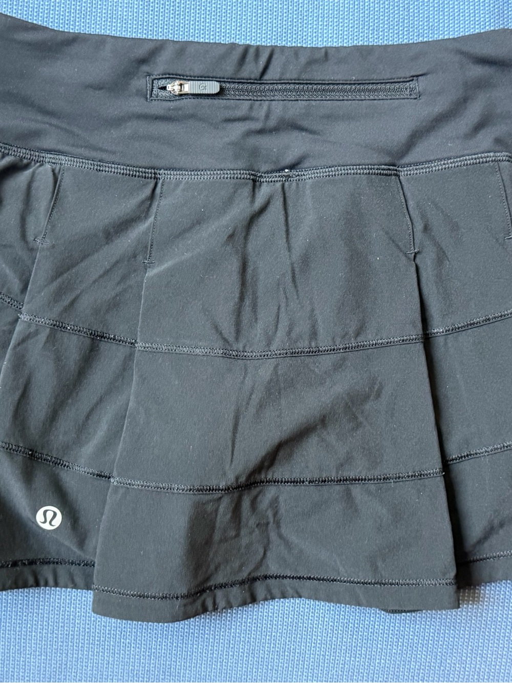 lululemon athletica Black Skirt size 0